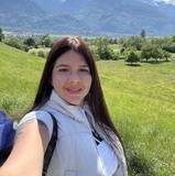 María