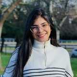 María