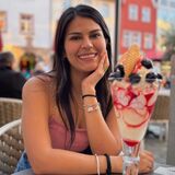 María
