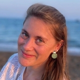 Leonie