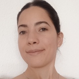 María