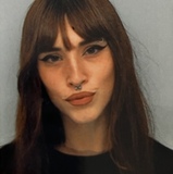 María