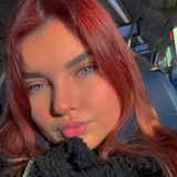 Jasmin Karina
